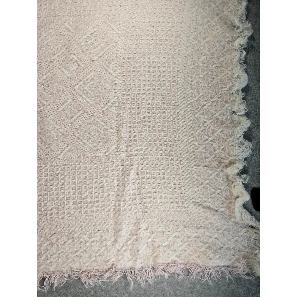 Vintage Woven Geometric Fringe Throw Baby Blanket Soft Pink Boho Textured 42x32